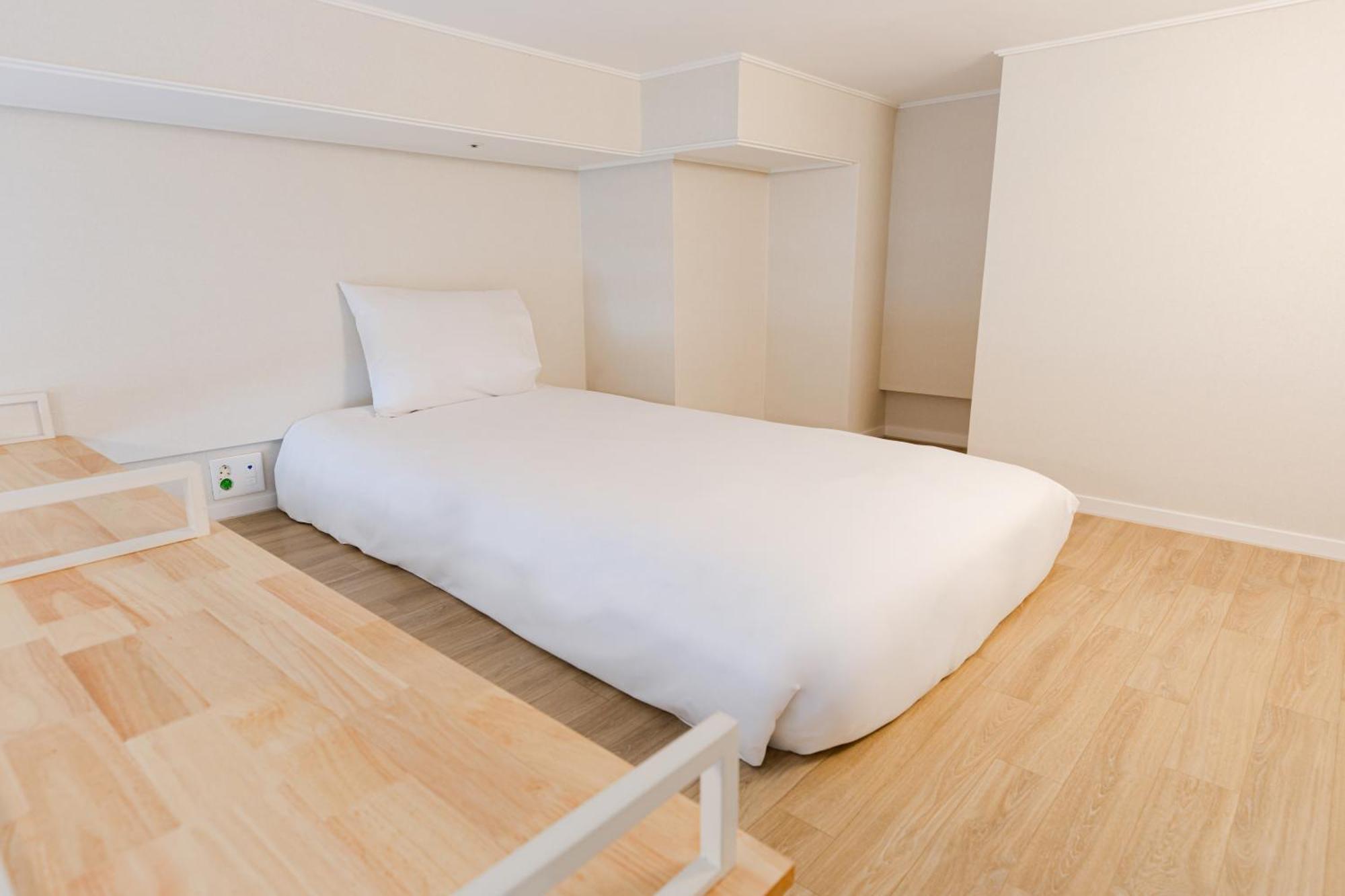 Blue Ocean Hotel 3 Incheon Room photo